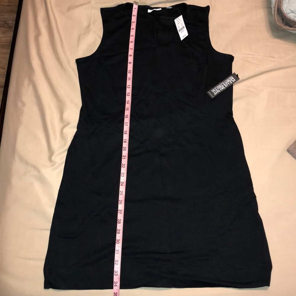 *BNWT* New York & Co black dress with pockets.
